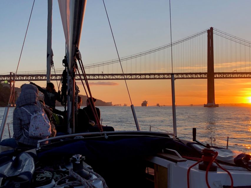 Lisbon: Enjoy a Sunset or Night Tagus River Sailboat Cruise - Customer Feedback