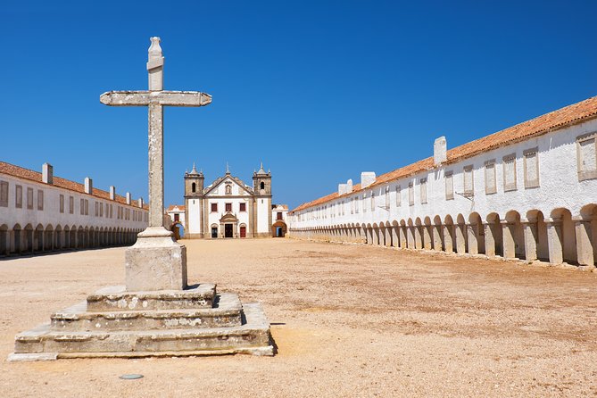 Lisbon Off-The-Beaten-Path Small Group Tour: Sesimbra, Arrabida & Wine Tasting - Mountain and Coastline Views in Arrabida