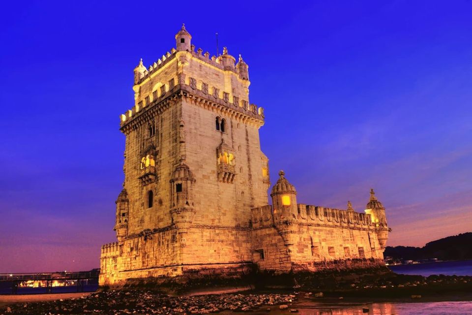 Lisbon: Sailboat Tour With Local Guide and Green Wine - Sightseeing Highlights