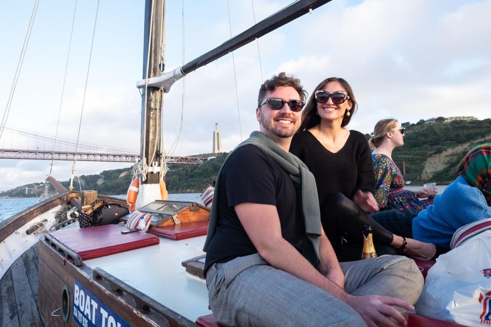 Lisbon: Sunset Tour Aboard a 1949 Traditional Boat - Tour Conditions