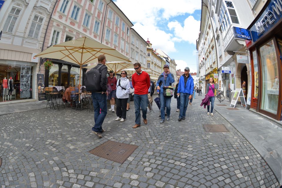 Ljubljana: Guided Walk & Funicular Ride to Ljubljana Castle - Funicular Ride to Castle