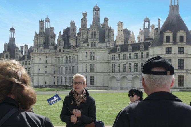 Loire Valley Castles Day Trip From Paris With Wine Tasting - Leisure Time in Blois