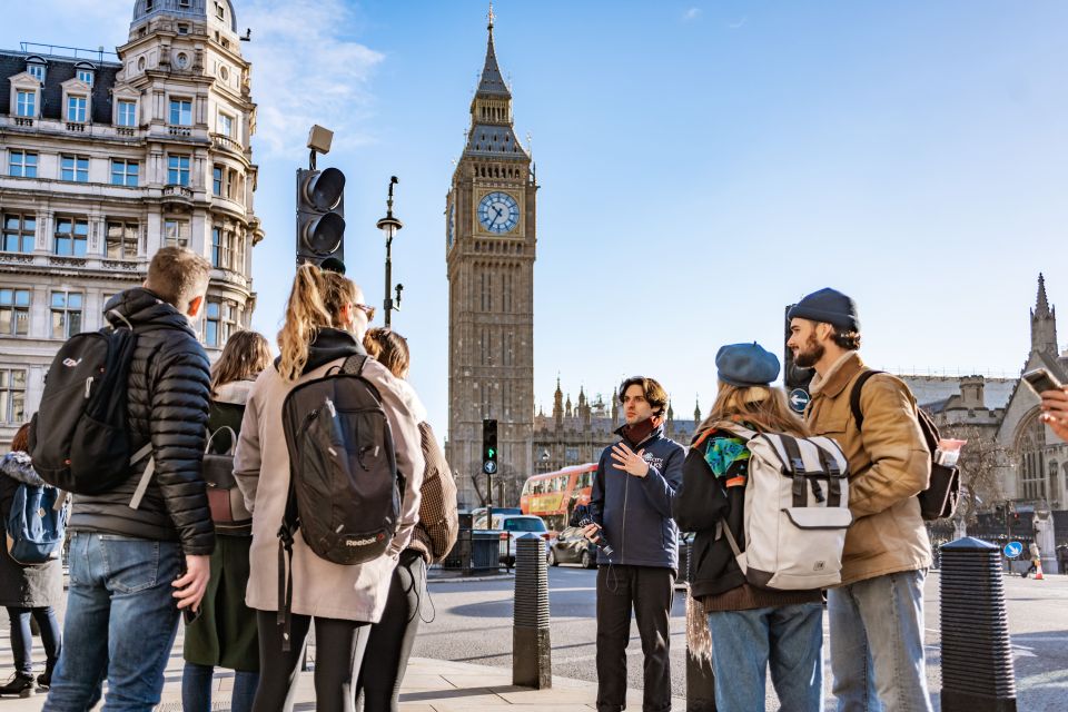 London: Landmarks Walking Tour & Harry Potter Walking Tour - Pall Mall and Trafalgar Square