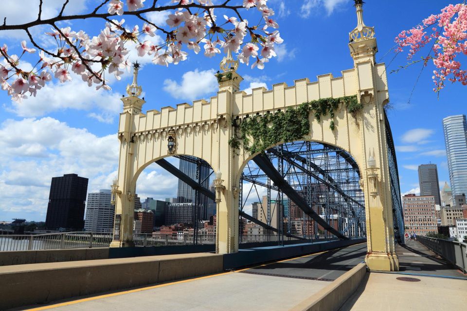 Love in the City: Pittsburgh's Enchanting Romantic Walk - Exploring Point State Park