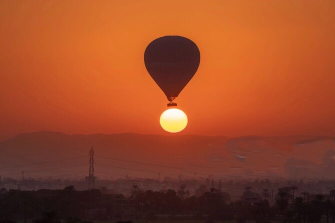 Luxury Sunrise Balloon Ride in Luxor With Hotel Pickup - Meeting and Pickup Arrangements