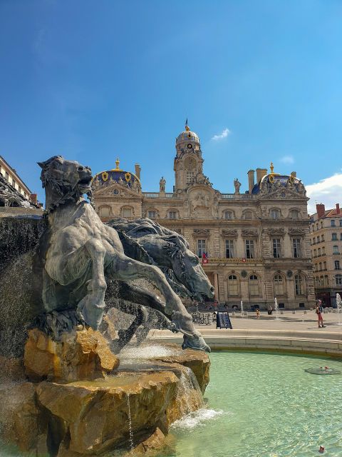 Lyon: Unusual Visits to the City of Gones - Treasure Hunt Versions