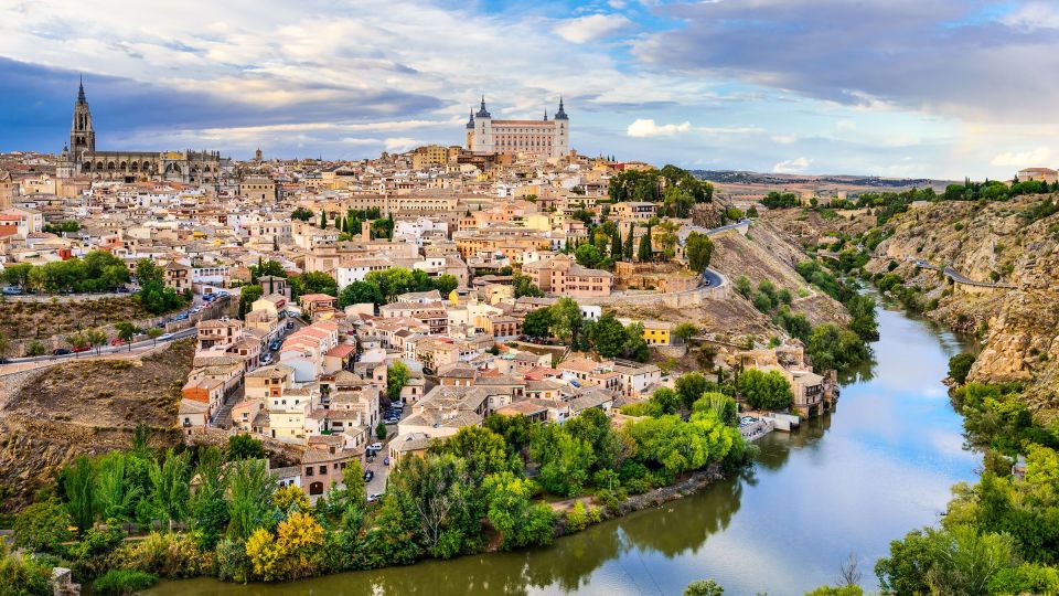 Madrid: Toledo, Aranjuez, & Alcala De Henares Private Trip - Discovering Alcala De Henares