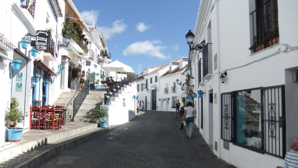 Malaga: Private Day Trip to Mijas - Transportation Details