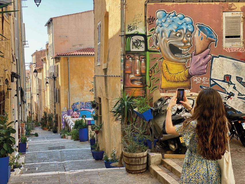 Marseille: Panier District Smartphone Audio Walking Tour - Meeting Point and Access