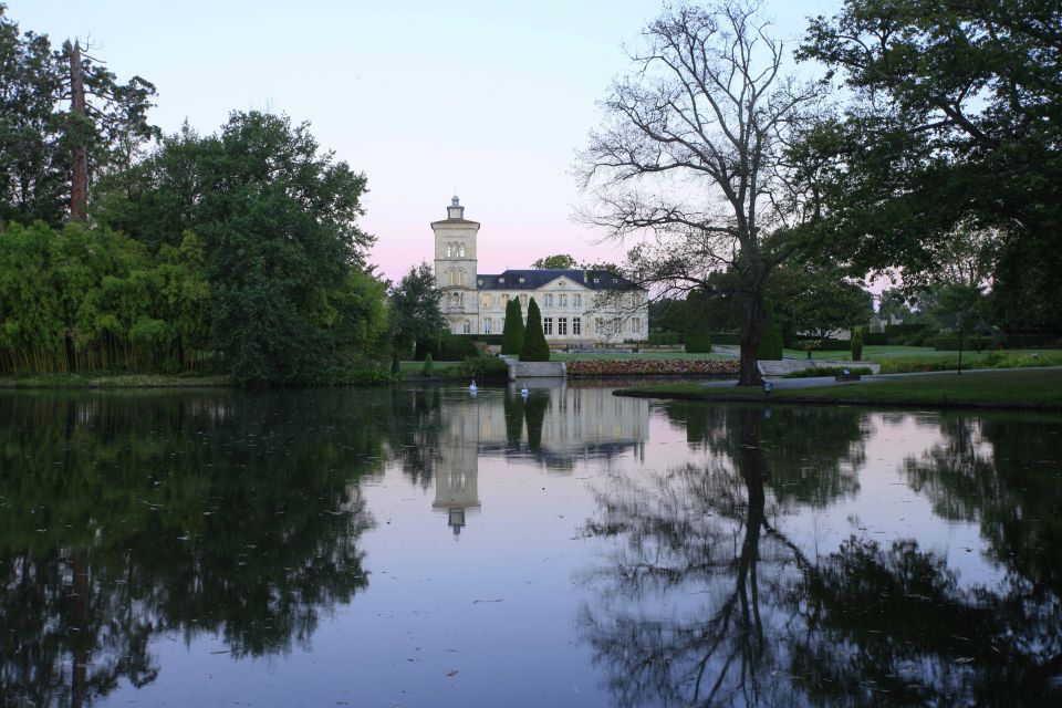 Medoc Afternoon Wine Tour, 2 Wineries, Tastings & Delicacies - Wine Tastings and Local Delicacies