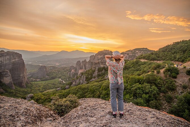 Meteora & Delphi 3 Days Semi Private Tour - Meeting and Pickup