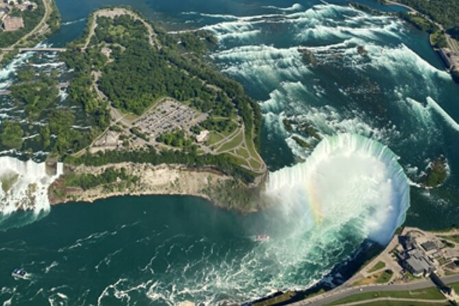 Niagara Falls Day Tour From Toronto W/ Boat, Lunch, Winery Stop - Lunch at Niagara Falls