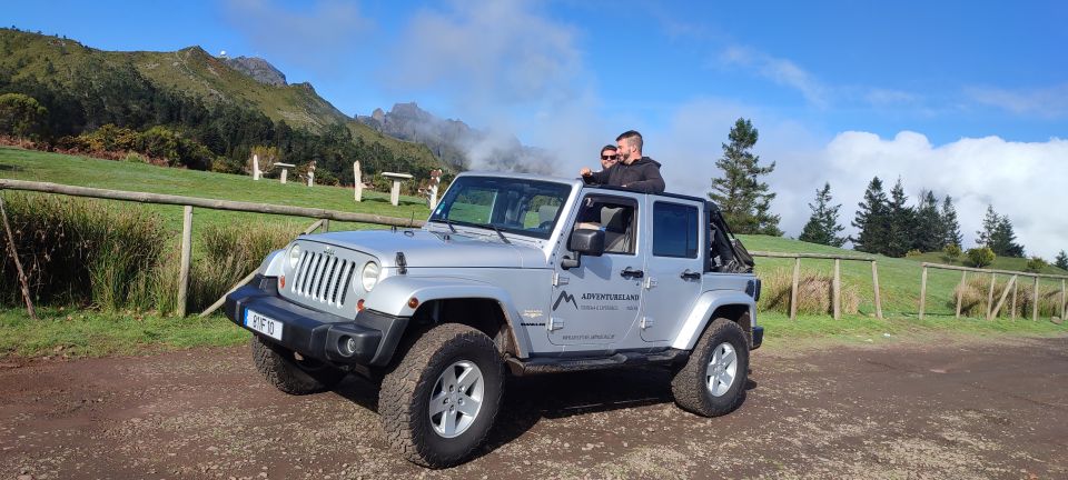 Nuns Valley & Sky Walk Private Vip Wrangler Tour 4x4 - Visiting the Madeiran Bar