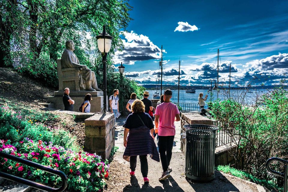 Oslo: 2-Hour Private City Walking Tour - Available Languages and Tour Type