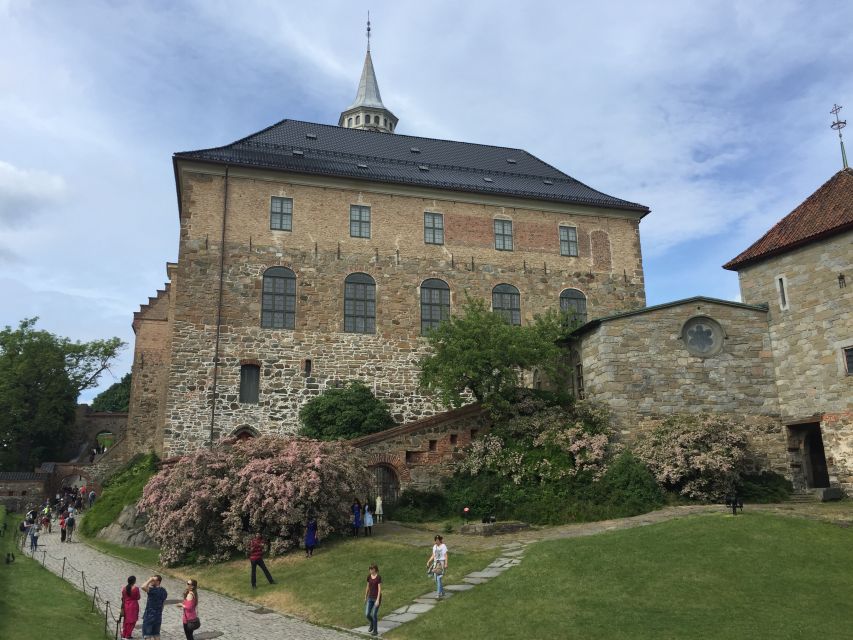 Oslo: Panoramic Sightseeing Tour - Discovering Vigeland Sculpture Park