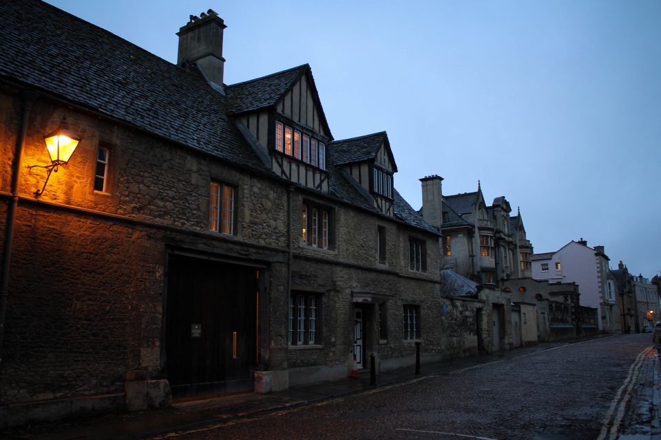 Oxford: Official “Haunted Oxford” Ghost Tour - Haunted History of Oxford