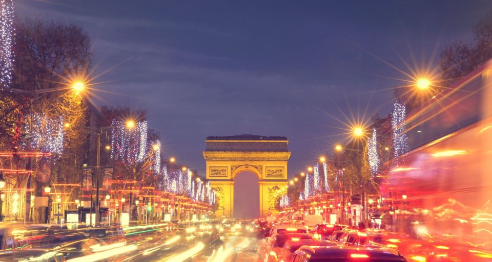 Paris: Christmas Lunch or Dinner Cruise - Meeting Point and Transportation