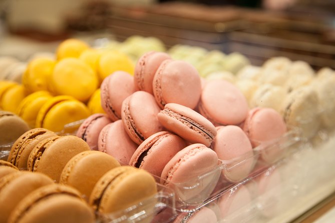 Paris French Sweet Gourmet Specialties Tasting Tour With Pastry & Chocolate - Positive Reviews