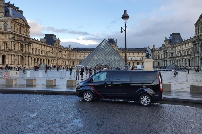 Paris Half Day Private Sightseeing Tour With a Driver - Drivers Role and Expertise