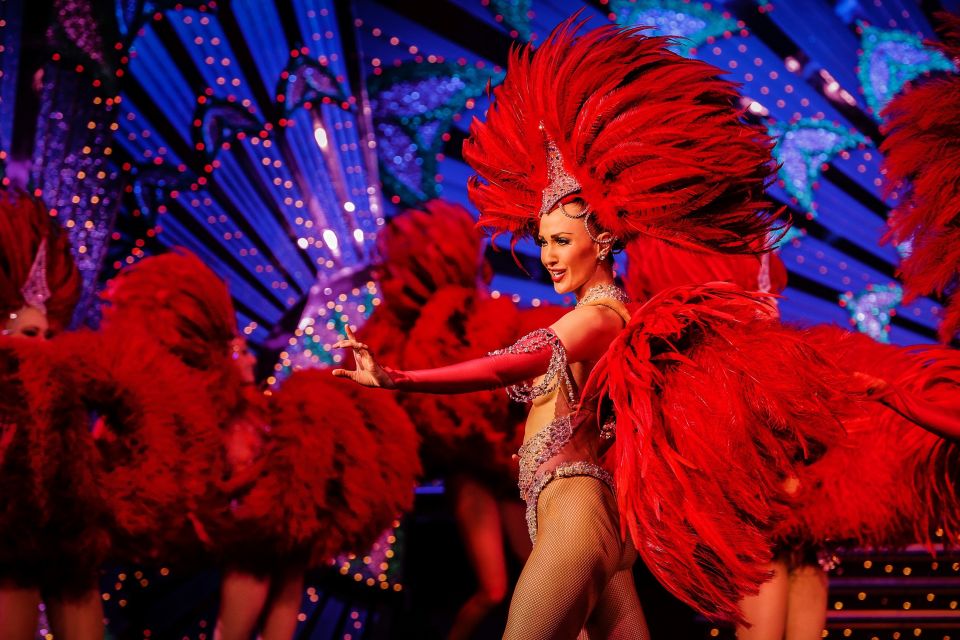 Paris: Moulin Rouge Dinner Show With Return Transportation - Inclusions and Amenities