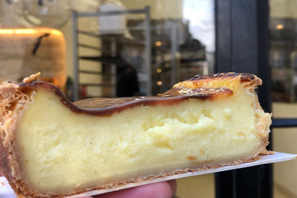 Paris: Pastry and Chocolate Walking Tour With Tastings - Tour Itinerary and Stops