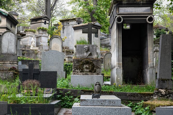 Paris Père Lachaise Cemetery Love Affairs and Death Walking Tour - Ratings and Reviews