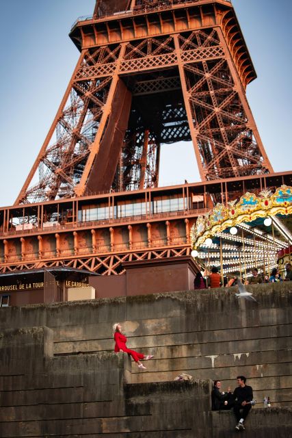 Paris: Private Flying-dress Photoshoot @jonadress - Iconic Parisian Locations