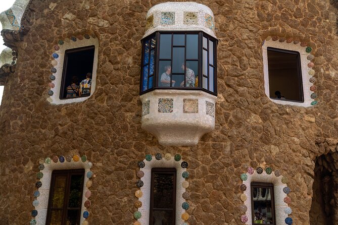 Park Guell Guided Tour With Skip the Line Ticket - Walking and Comfort Recommendations