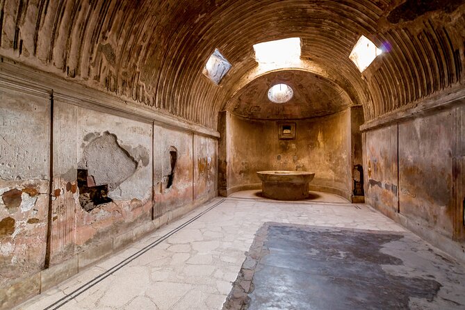 Pompeii 3 Hours Walking Tour Led by an Archaeologist - Ancient Structures to See