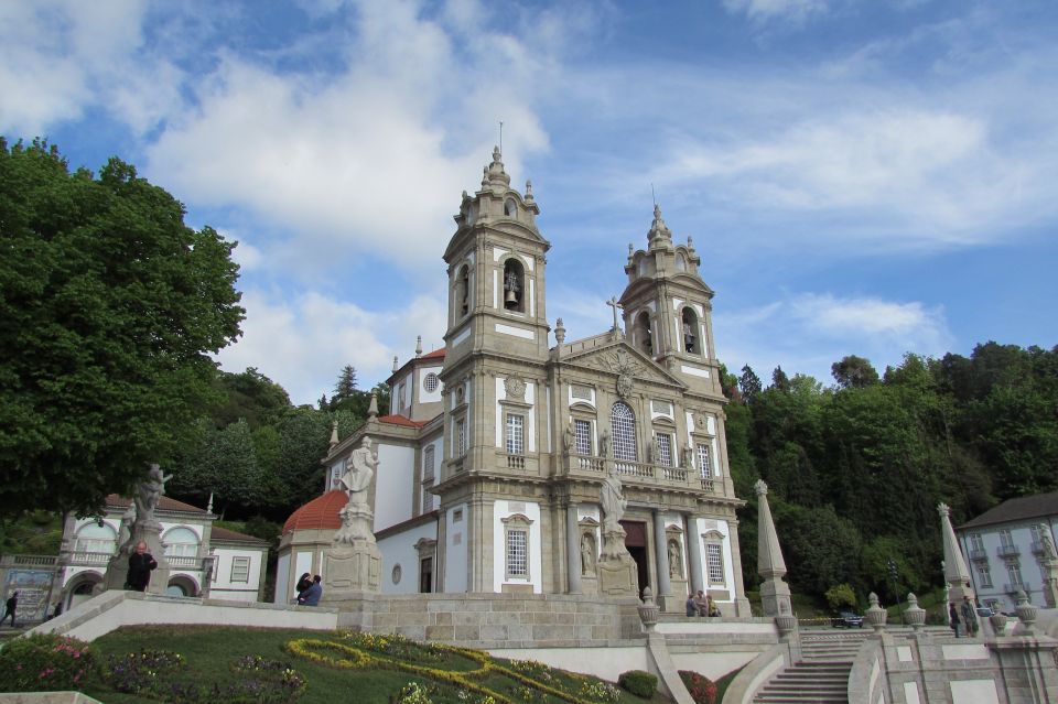 Porto: Braga & Guimarães Full Day Tour - Included in the Tour