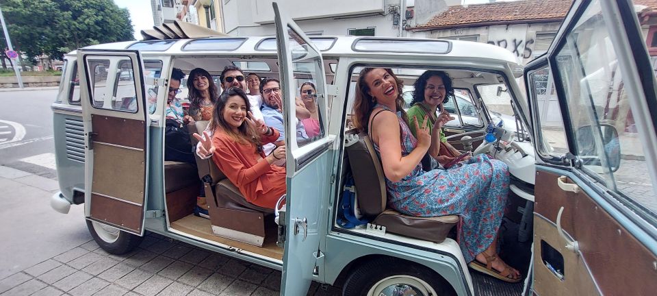 Porto: Volkswagen Kombi Van Tour - Downtown - Exploring Typical Neighborhoods