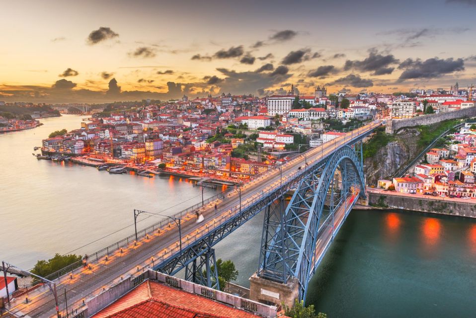 Porto Walking Tour: You Cannot Miss It! (Small-Groups) - Accessibility and Meeting Point