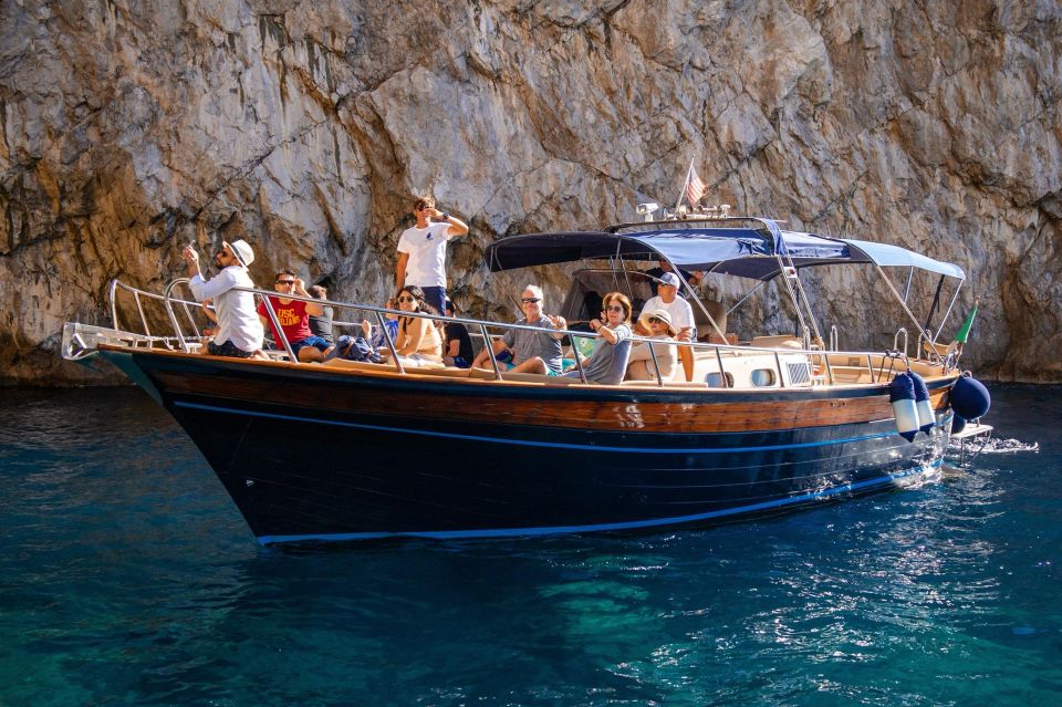 Private Amalfi Coast Boat Tour From Sorrento - Visiting the Charming Praiano