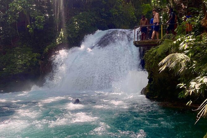 Private Blue Hole Tour From Falmouth Cruise Ship - Exploring the Blue Hole