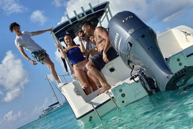 Private Boat Charter With Captain in Nassau and Rose Island - Meeting Point and Pickup Options