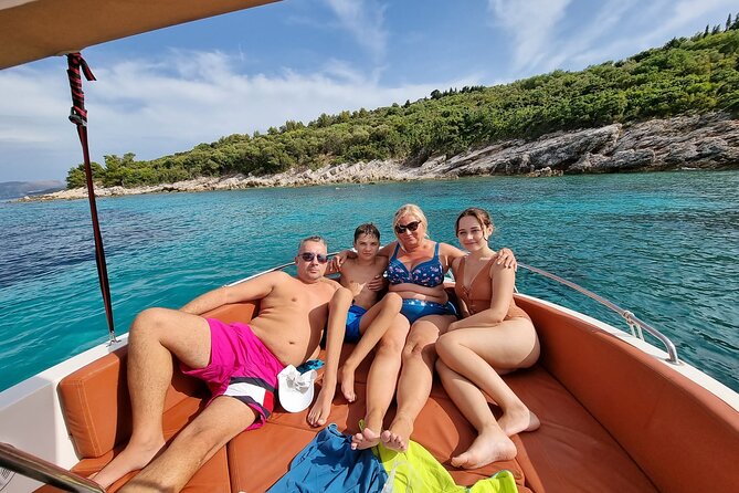 Private Boat Tour From Dubrovnik to Elaphiti Islands - Accessibility and Transportation