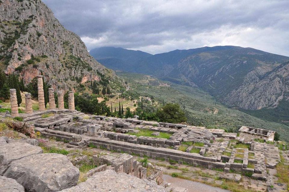 Private Day Trip to Delphi From Athens - Experience and Cuisine