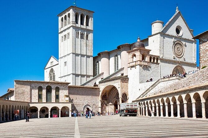 Private Full-Day Tour of Assisi and Cortona From Florence - Booking Information and Policies