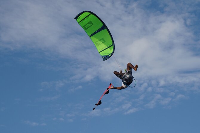 Private Kitesurfing Lessons @ Playa Salinas - Private Kitesurfing Lessons