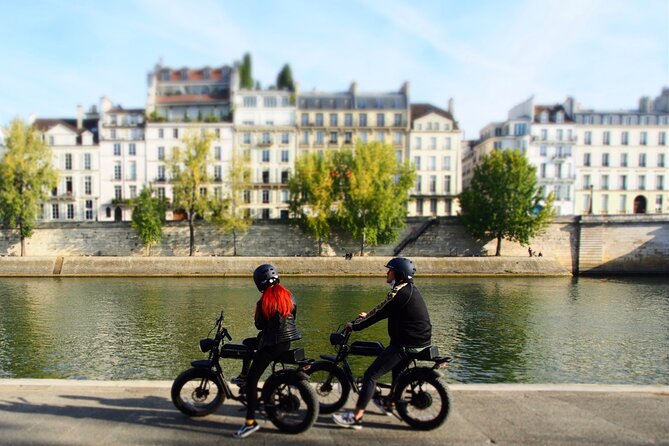 Private Parisian Electric Bike Ride With Video - Helmet and Souvenir Video Included