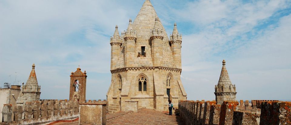 Private Tour Best of Évora - UNESCO World Heritage Site - Exploring the UNESCO Site