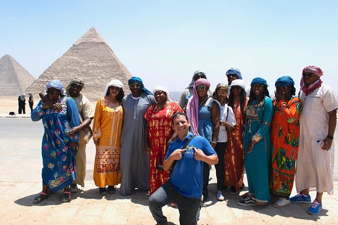 Private Tour Giza Pyramids , Egyptian Museum and Khan El Khalili - Air-conditioned Vehicle Comfort