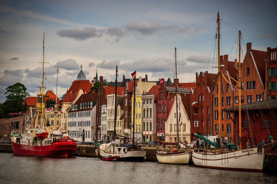 Private Tour - Maritime History of Lubeck & Museumshafen - St. Jacobis Church