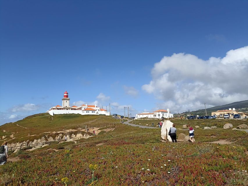 Private Tour: Sintra, Beaches, Cascais - Local Delicacies Tasting