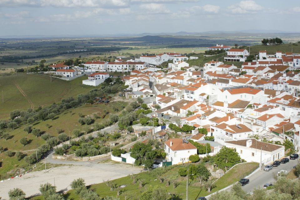 Private Tour to Evora & Arraiolos Learn to Embroider a Rug - Visiting Arraiolos