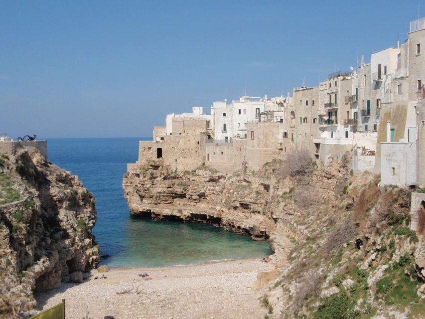 Private Tour to Ostuni, Alberobello, Locorotondo & Winery - Guided Tour of Alberobello