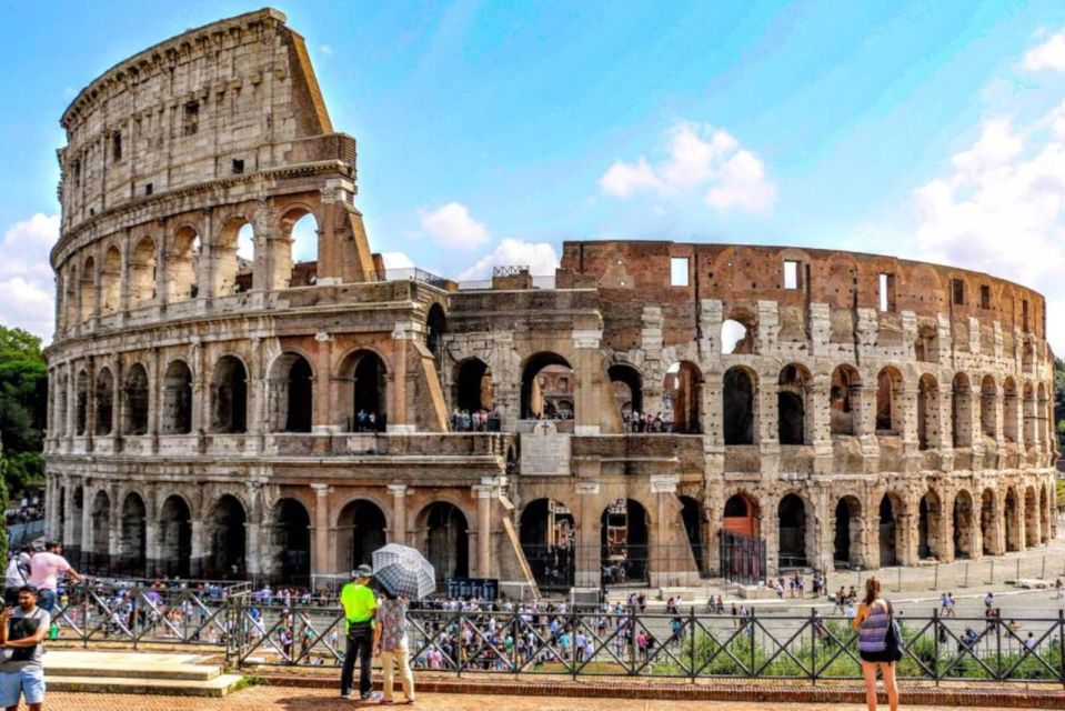 PRIVATE VAN - Civitavecchia Cruise Passengers- Rome DayTour - Piazza Navona Photo Stop