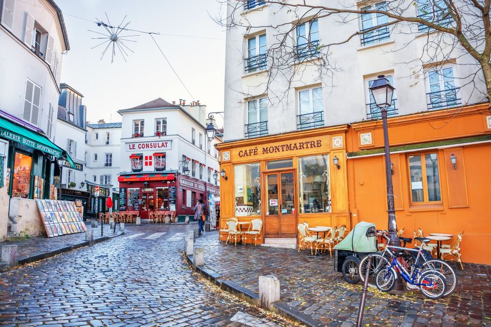 Private Walking Tour of Montmartre and Sacré-Cœur Basilica - Sacré-Cœur Basilica Inclusion