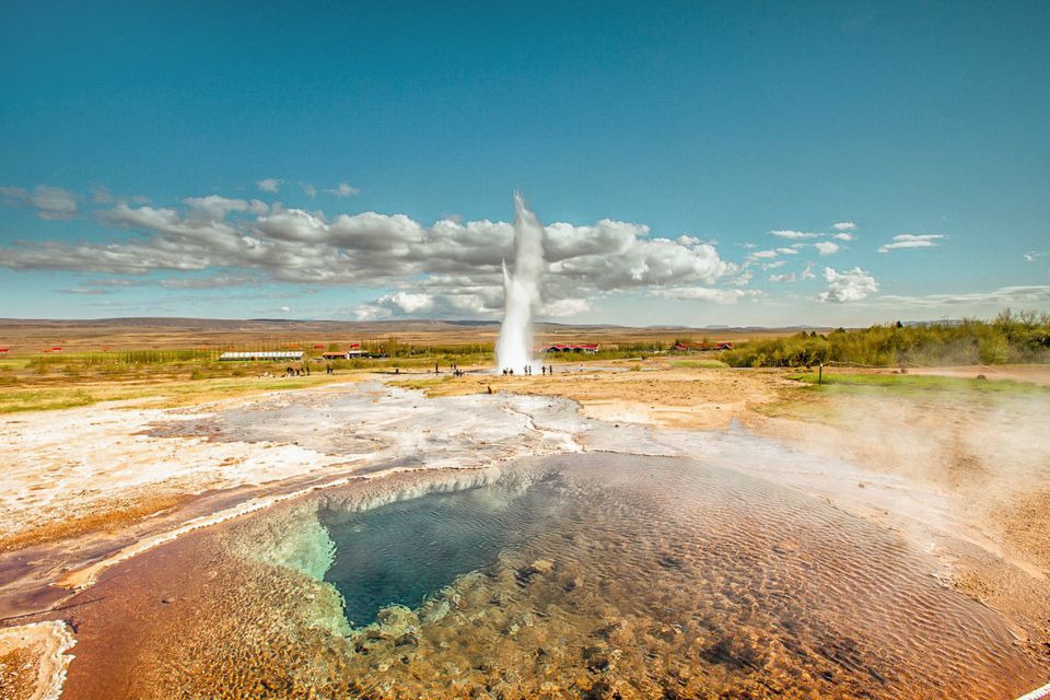 Reykjavik: Golden Circle Full-Day Tour With Kerid Crater - Exploring Gullfoss Waterfall