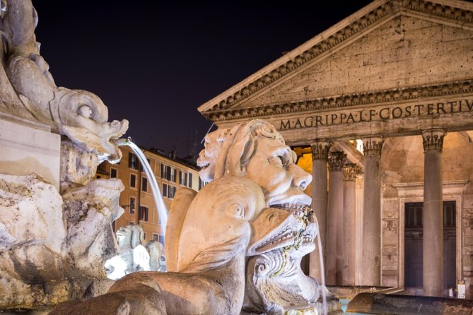 Rome by Night Walking Tour - Legends & Criminal Stories - Illuminated Landmarks on the Night Tour